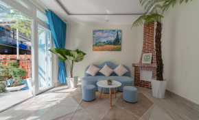 Blue House Nguyên Căn Ngay Trung Tâm Có Máy Lạnh
